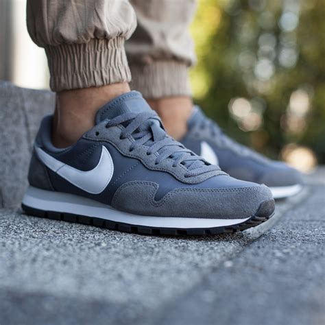 nike air pegasus 83 herren online liny370|Nike Air Pegasus 83.